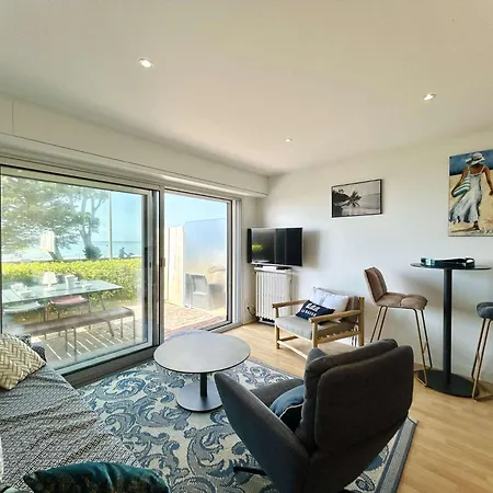 Apartment Lb670-012 - La Californie, T3 - Face Mer Avec Terrasse - La Baule